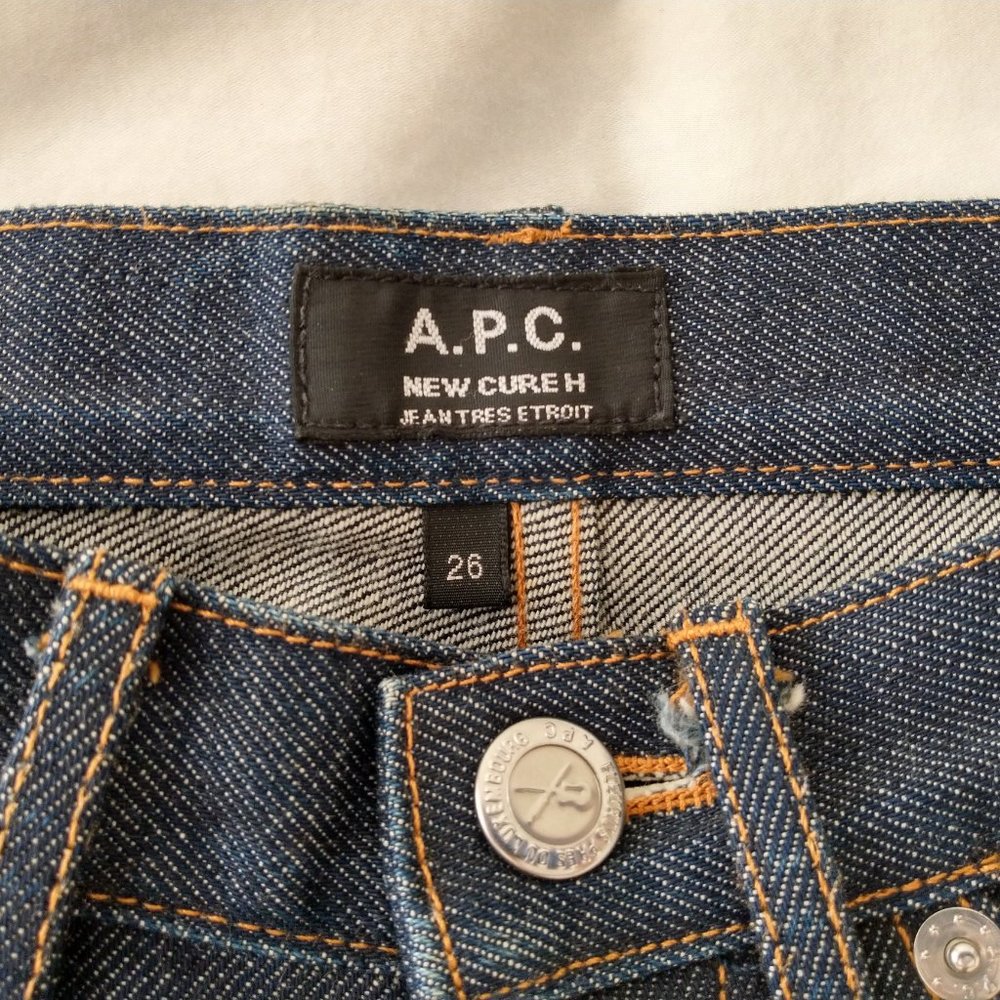 A.P.C. New Cure H Size 26